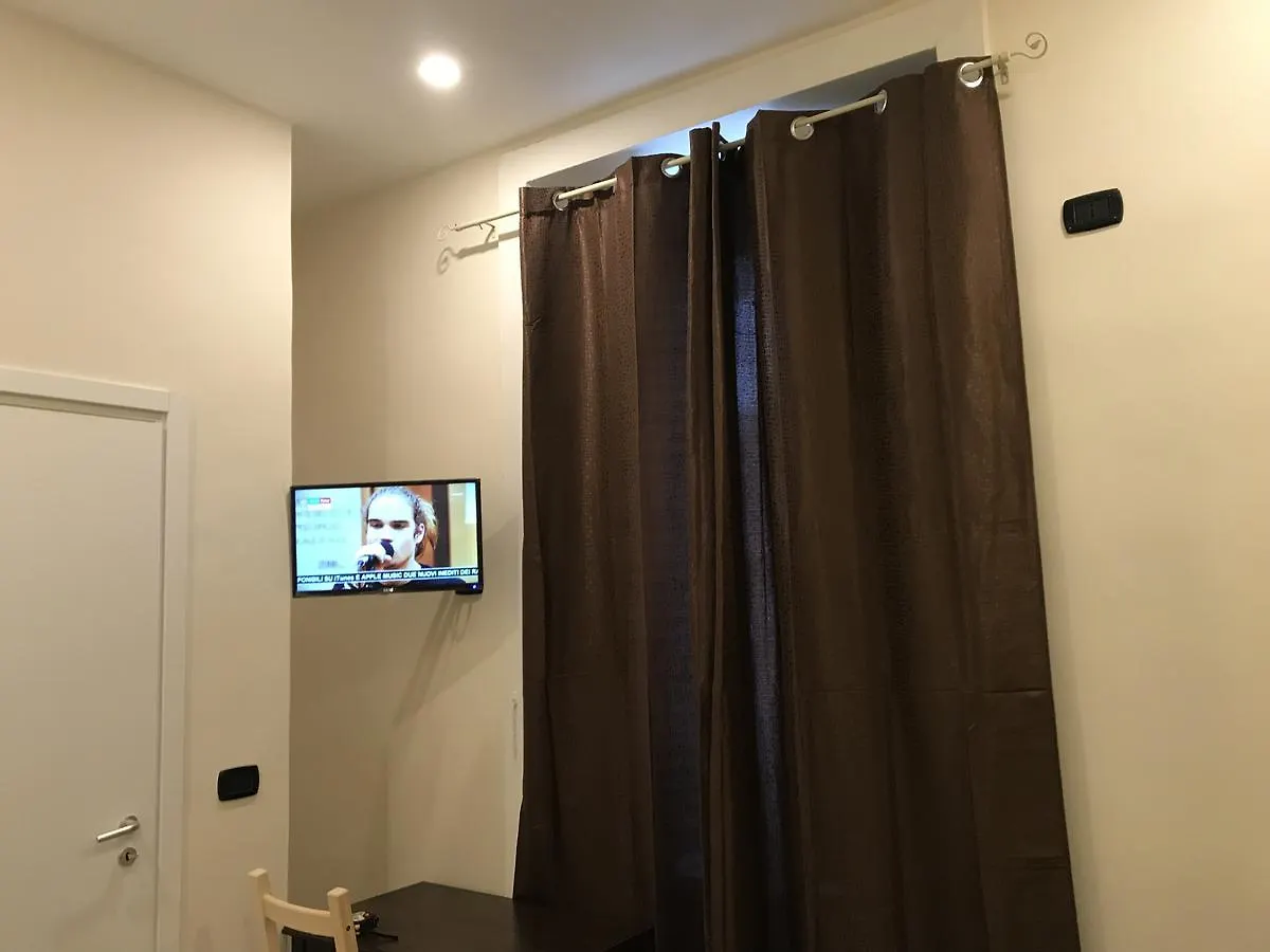Sahara B&B Napoli 4*,  Italien
